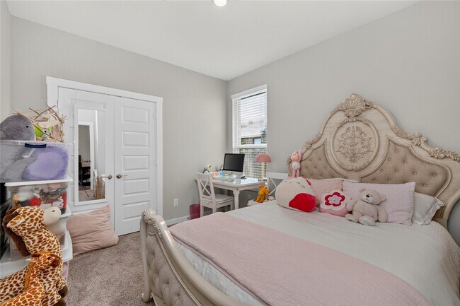 Building Photo - 3522 Gore Creek Dr