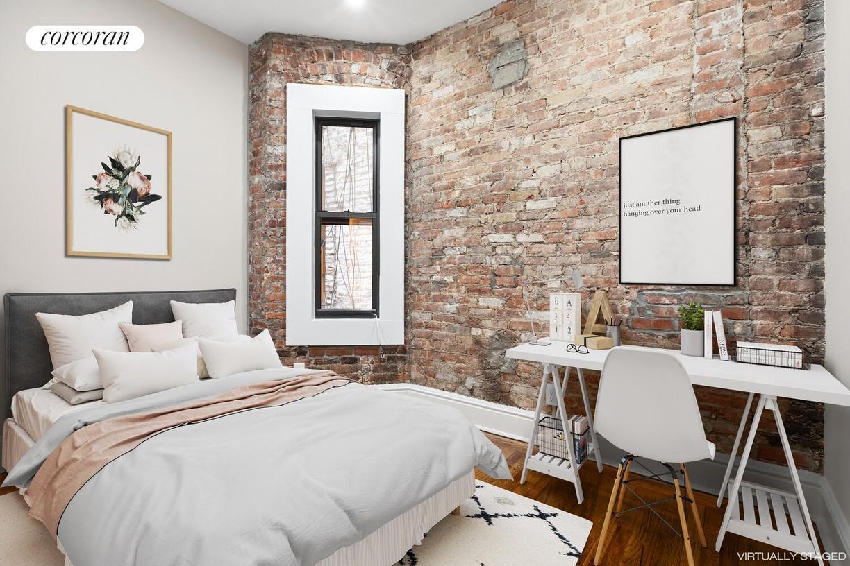 Building Photo - 124 W 25th St