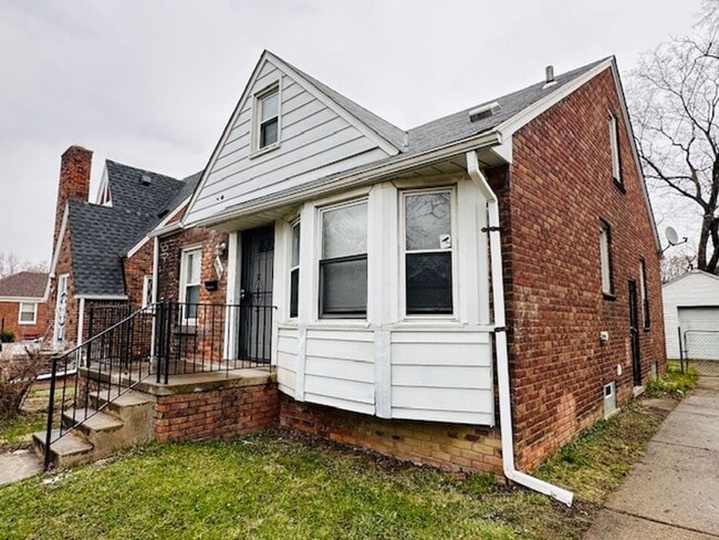 Building Photo - 3 Bedroom 1 Bath For Lease -Section 8 Ready Call 313-429-3244