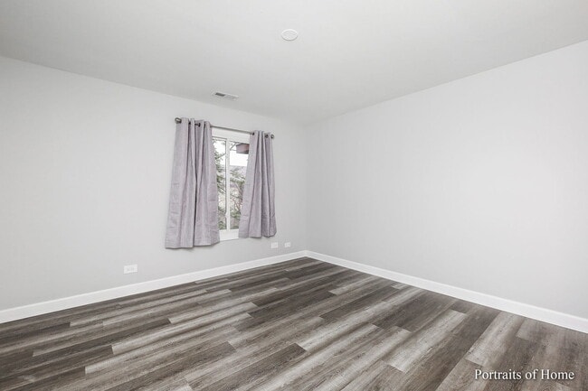 Building Photo - 1780 Gloucester Ct