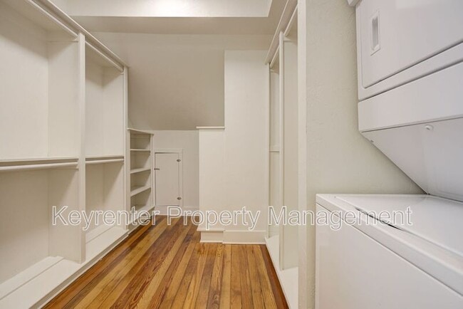 Building Photo - 812 NW 7th St