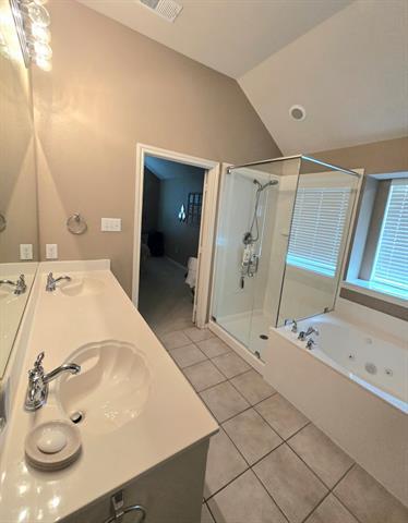 Building Photo - 6504 Fannin Farm Way