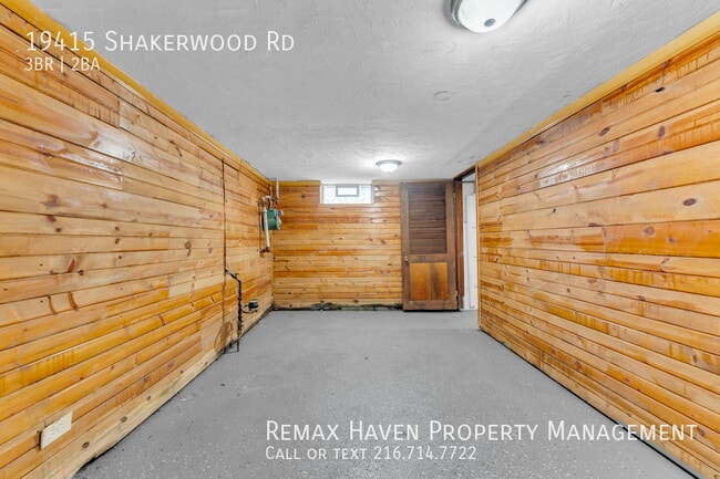 Building Photo - 19415 Shakerwood Rd