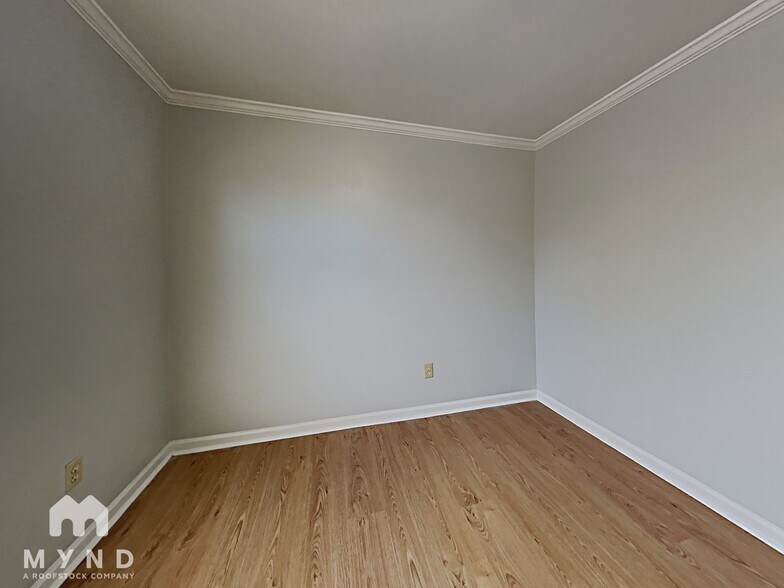 Building Photo - 4353 Morningside Dr