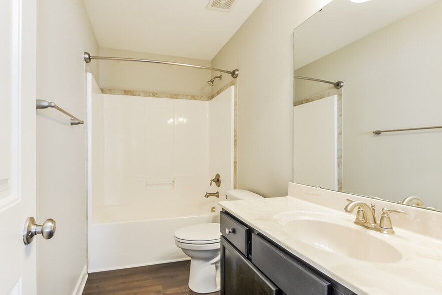 Building Photo - 408 McCarthy Dr