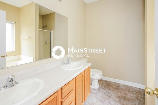 Building Photo - 3 Bedroom Pet-Friendly Home in Indianapoli...