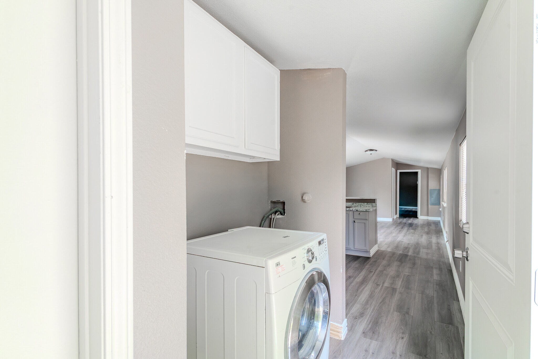 Building Photo - 5641 Kimber Ln
