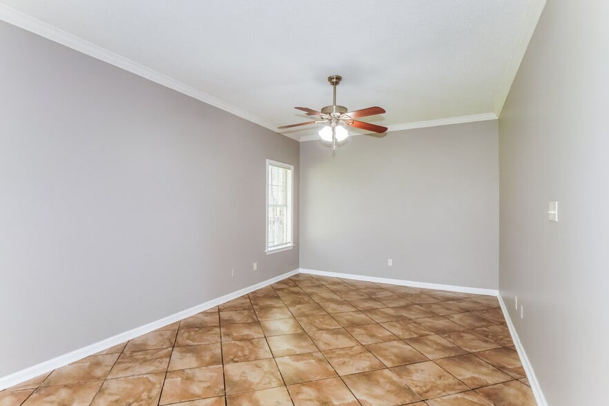 Building Photo - 8270 Wesley Woods Cir