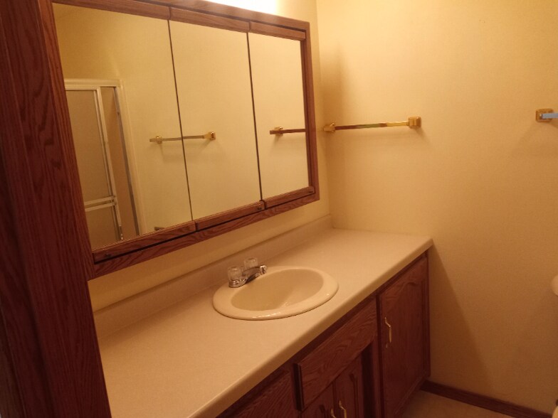 Building Photo - 3181 Westowne Ct