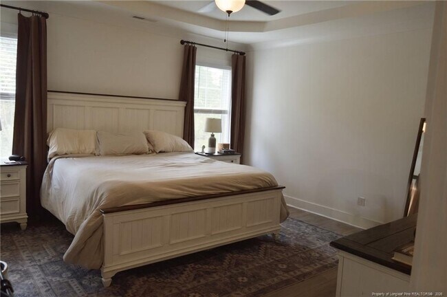 Building Photo - 486 Falls Creek Dr