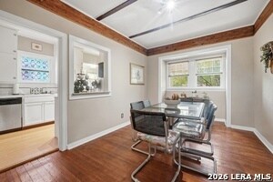 Building Photo - 1331 W Wildwood Dr