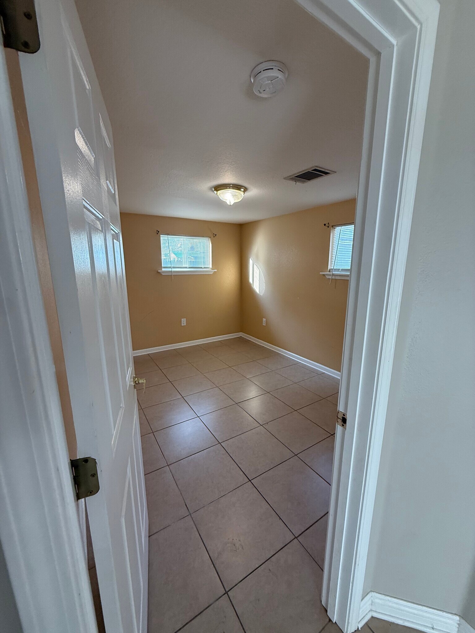 Bedroom 2 - 2912 Delille St