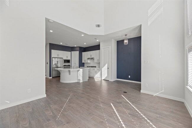 Building Photo - 16647 Bristol Steel Ln