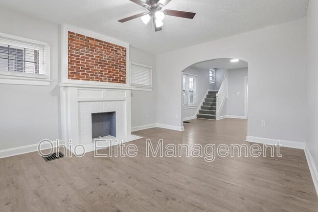 Building Photo - 1115 S Ohio Ave