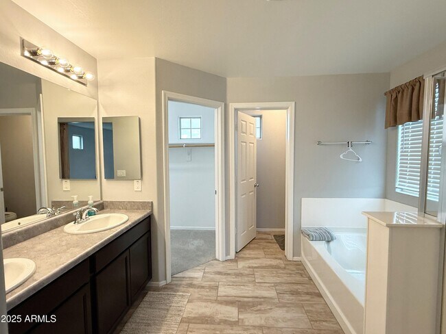 Building Photo - 17569 W Country Club Terrace