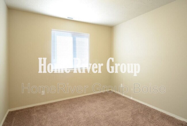 Building Photo - 6677 W Colehaven Dr