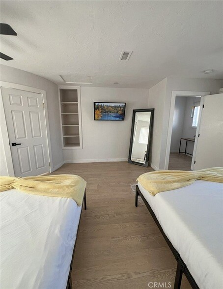 Building Photo - 80940 Shenandoah Ave