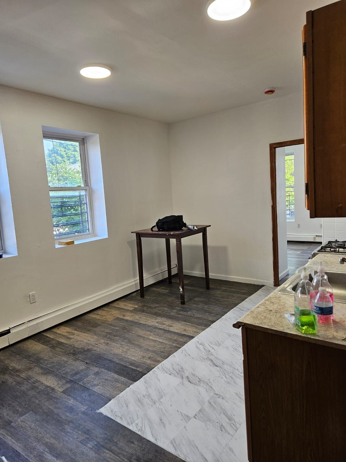 Building Photo - 997 Belmont Ave