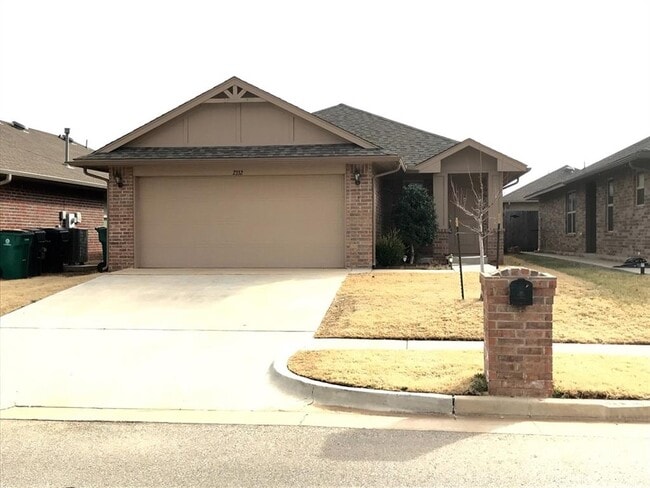 Primary Photo - 2332 NW 198th St