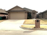 Building Photo - 2332 NW 198th St