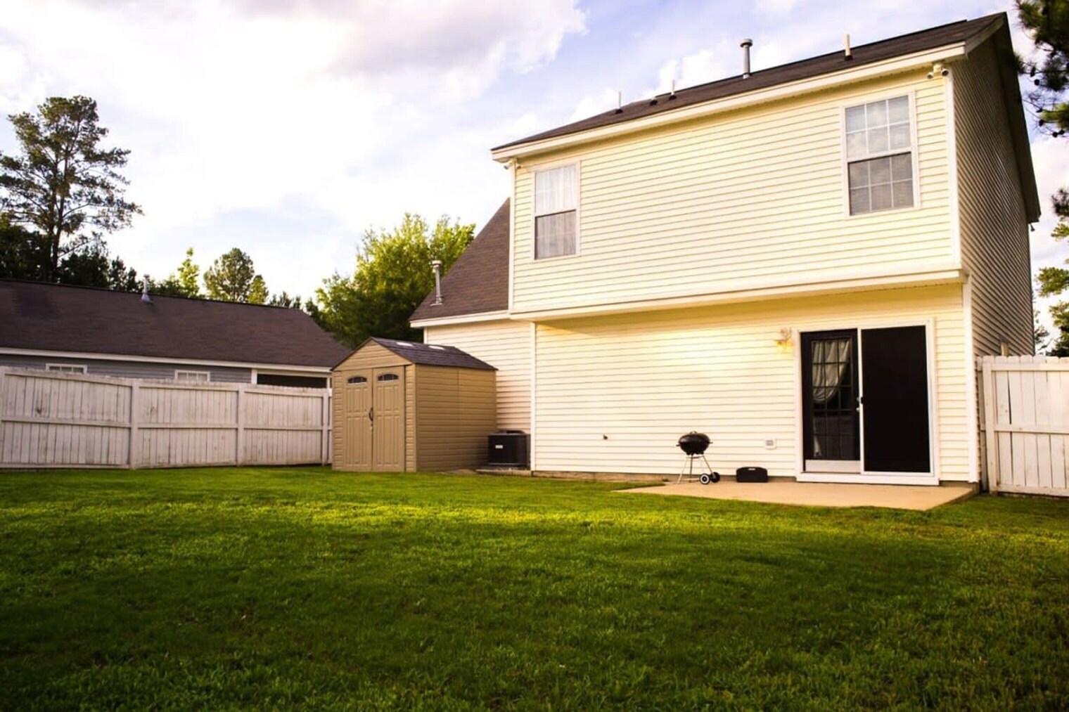 Building Photo - 147 Pine Mast Ct