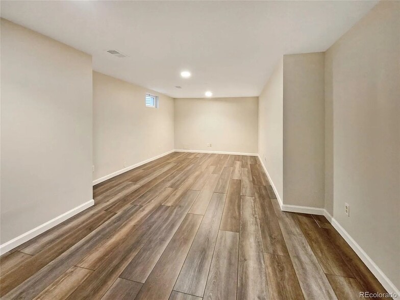 Building Photo - 8708 Independence Way