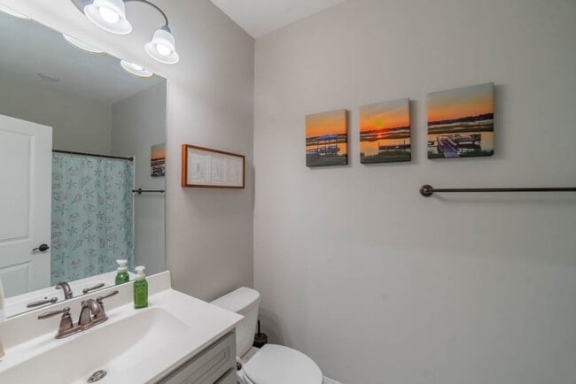 Building Photo - Coming Available!