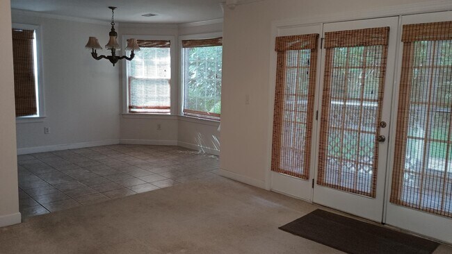 Building Photo - 1471 Blue Heron Pte