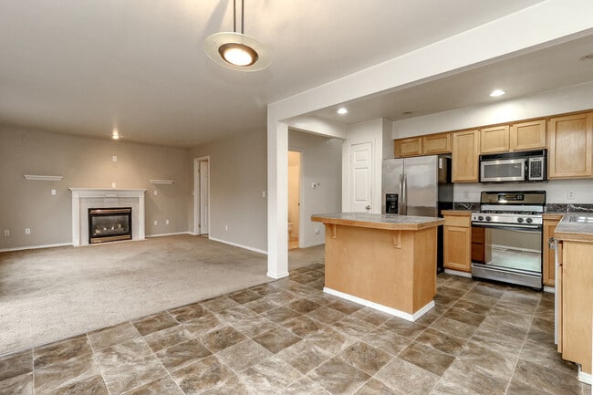 Building Photo - 12805 169th St Ct E