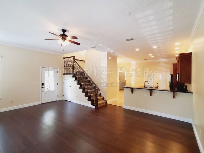 Building Photo - 1381 Orchid Ave