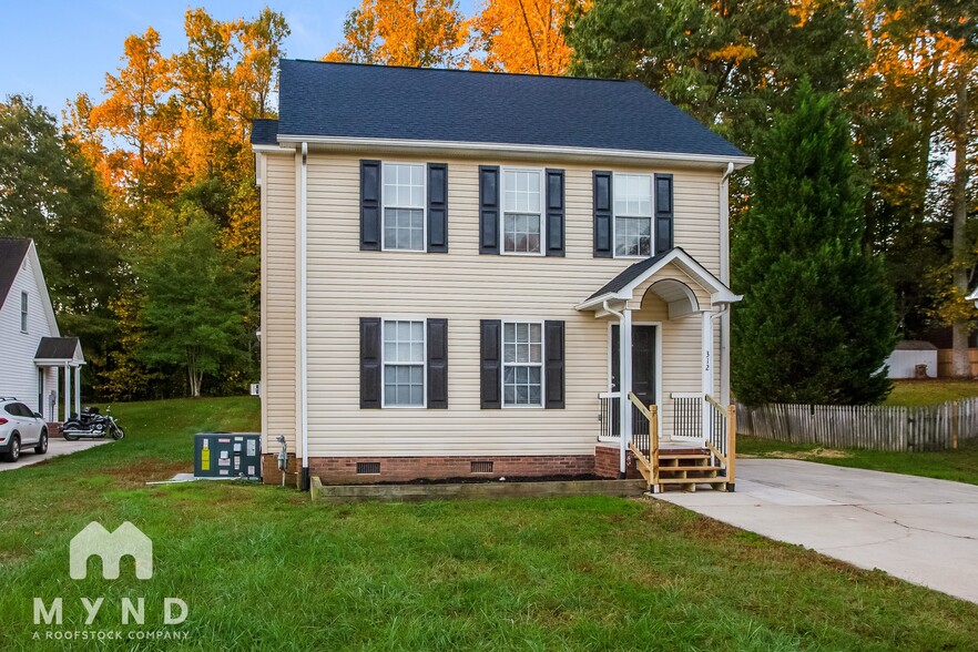 Building Photo - 312 Chinaberry Dr