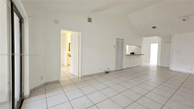 Building Photo - 9277 SW 138th Pl