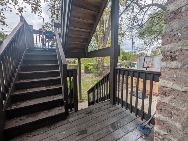 Building Photo - 5417 S Carpenter St