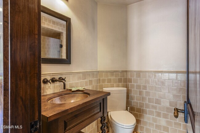 Building Photo - 4372 Via Juanita