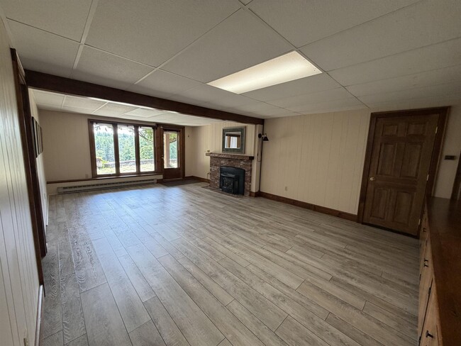 Building Photo - 52 Moulton Ridge Rd