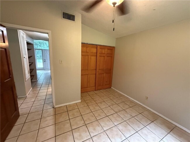 Building Photo - 1357 Glenn St