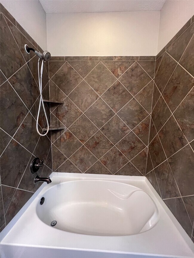 Building Photo - 2906 Coastal Prairie Ln