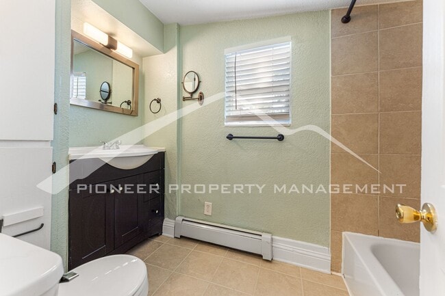 Building Photo - Spacious Bungalow with Private Backyard Near Sloan's Lake Neighborhood!