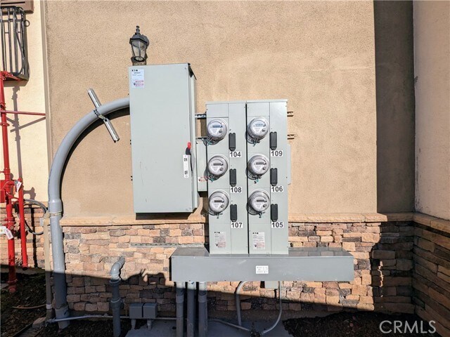 Building Photo - 8813 Gallatin Rd