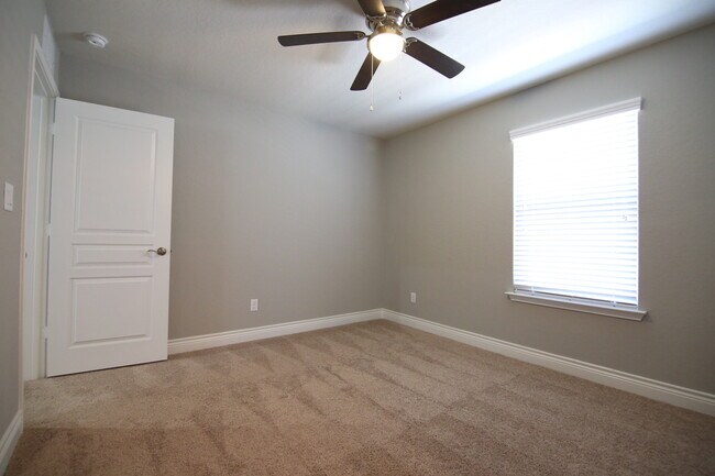 Building Photo - 7623 Paraiso Crest