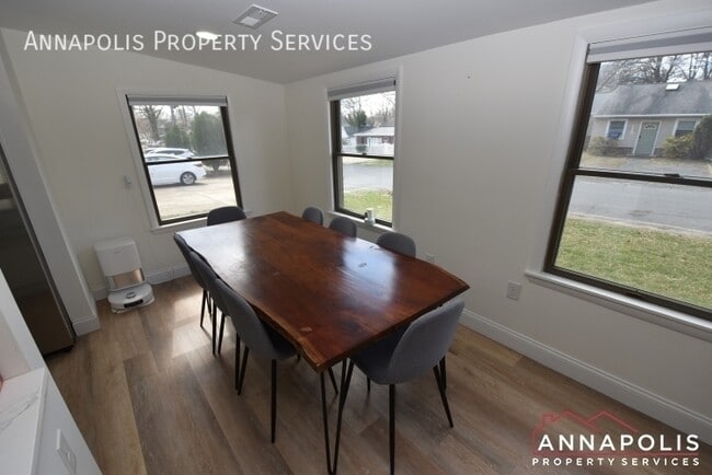 Building Photo - 1707 Ridgely Rd