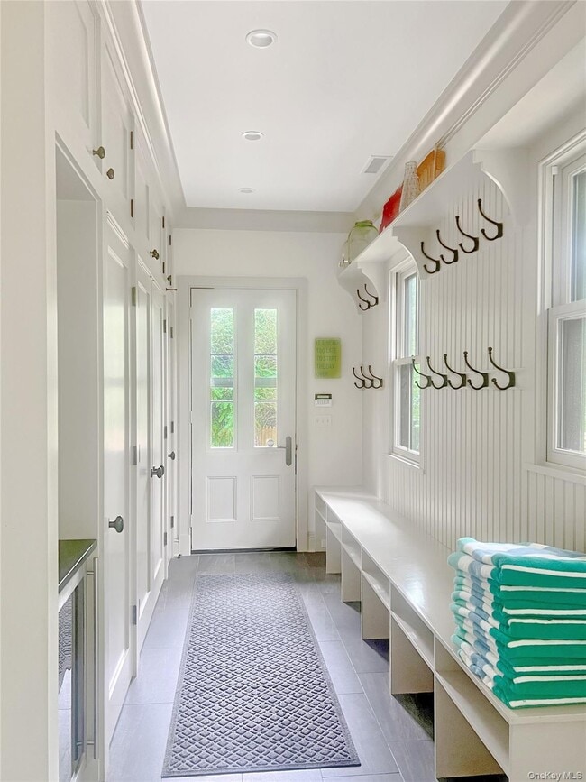 Building Photo - 216 Melbourne Ave