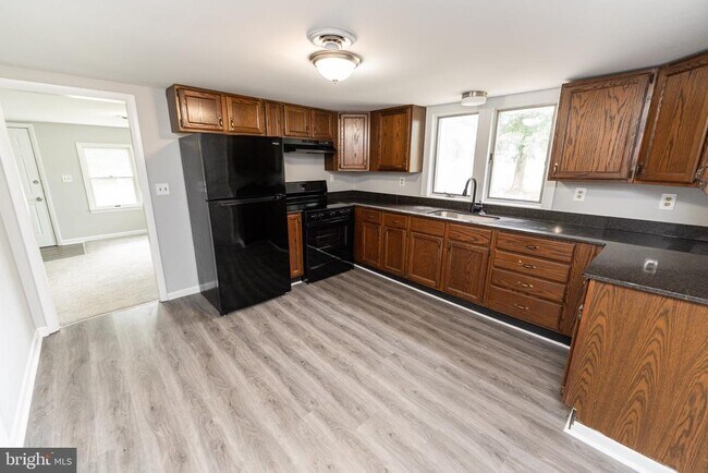 Building Photo - 11700 San Domingo Rd