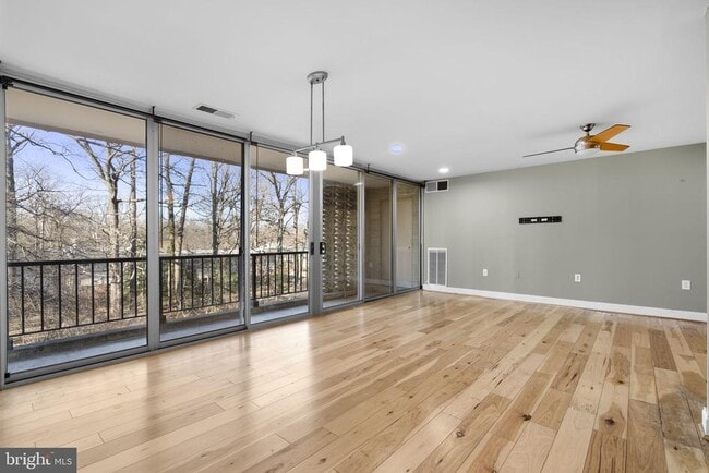 Building Photo - 7753 Patriot Dr