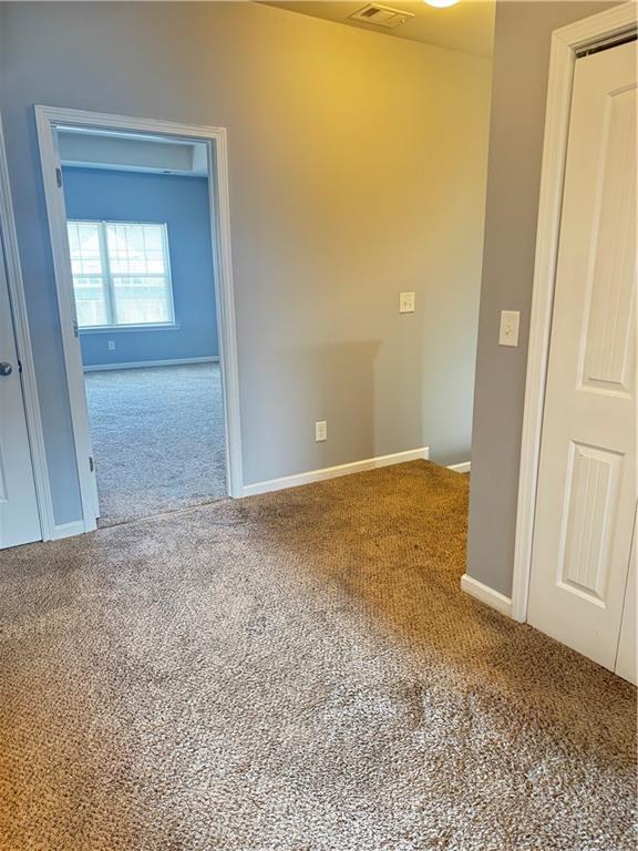 Building Photo - 183 Spring Way Square