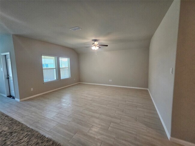 Building Photo - 417 Blanco Dr