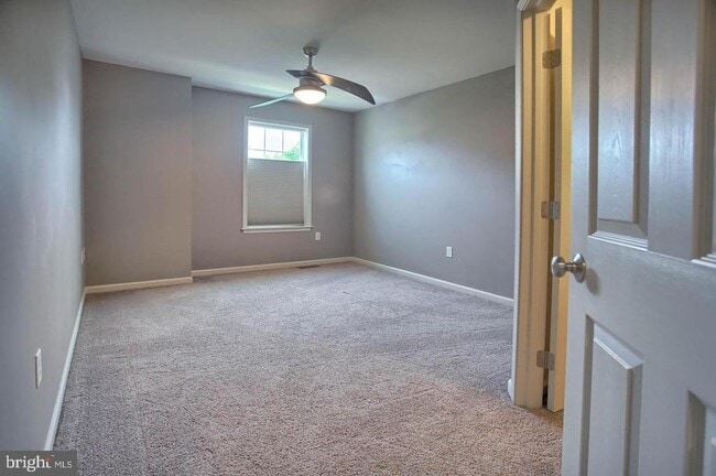 Building Photo - 4755 Laurel Valley Ln