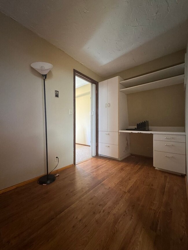 Building Photo - Idyllic 3bd, 2ba Retreat with Loft on 2+ A...