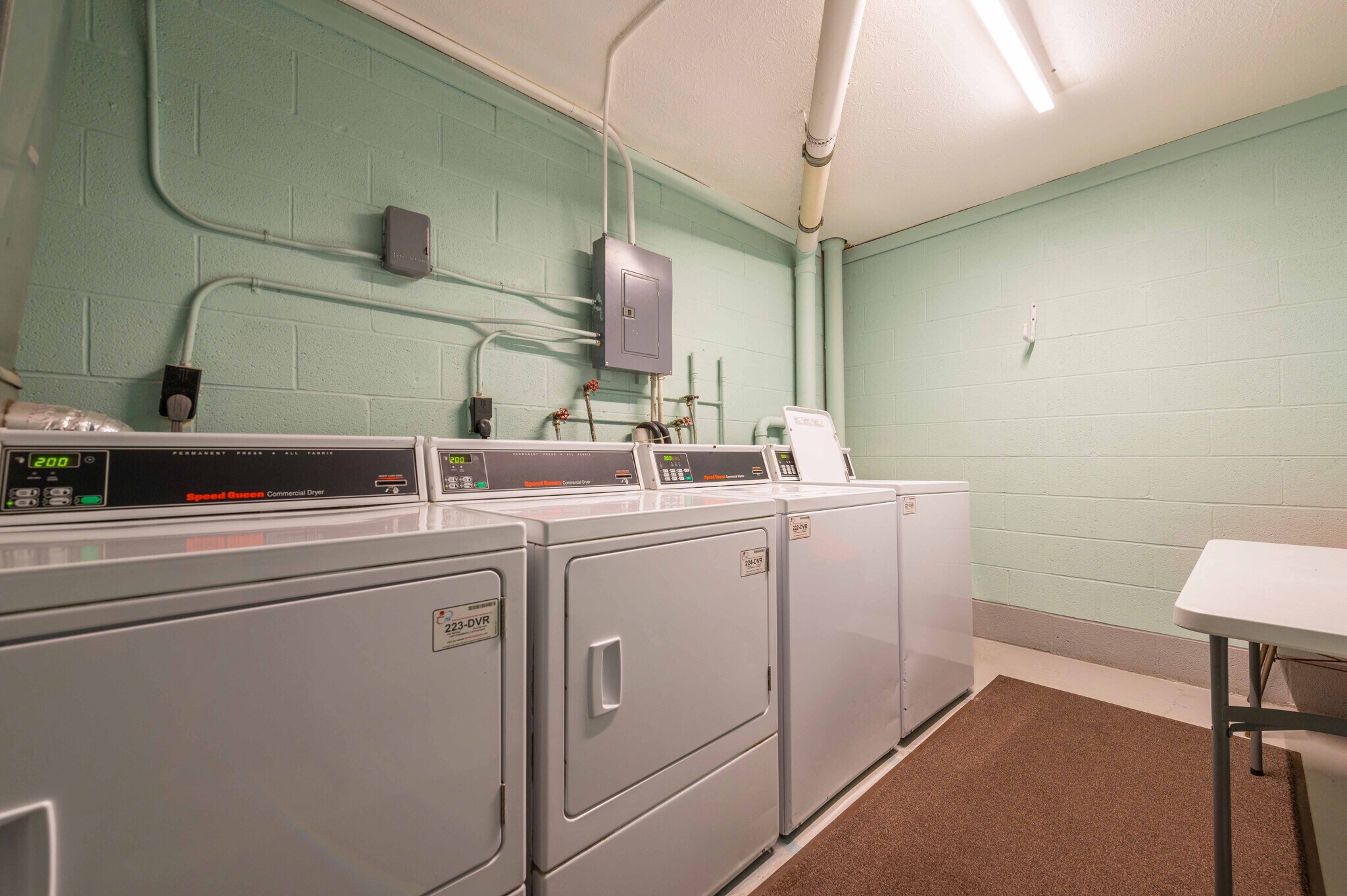 Laundry Room - 20333 Detroit Rd