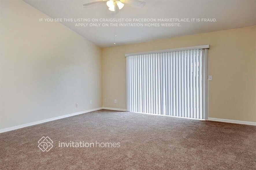 Building Photo - 656 Hatchwood Dr